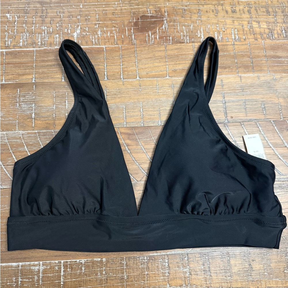 3/$15 
NWT AERIE BLACK BANDEAU BIKINI TOP SZ XL